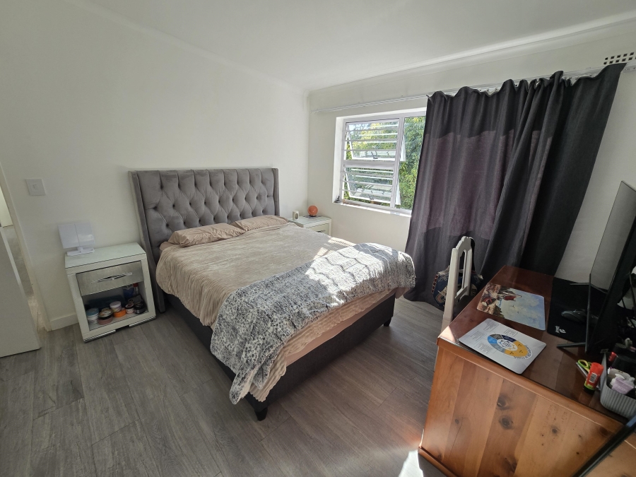 To Let 3 Bedroom Property for Rent in Protea Valley Western Cape